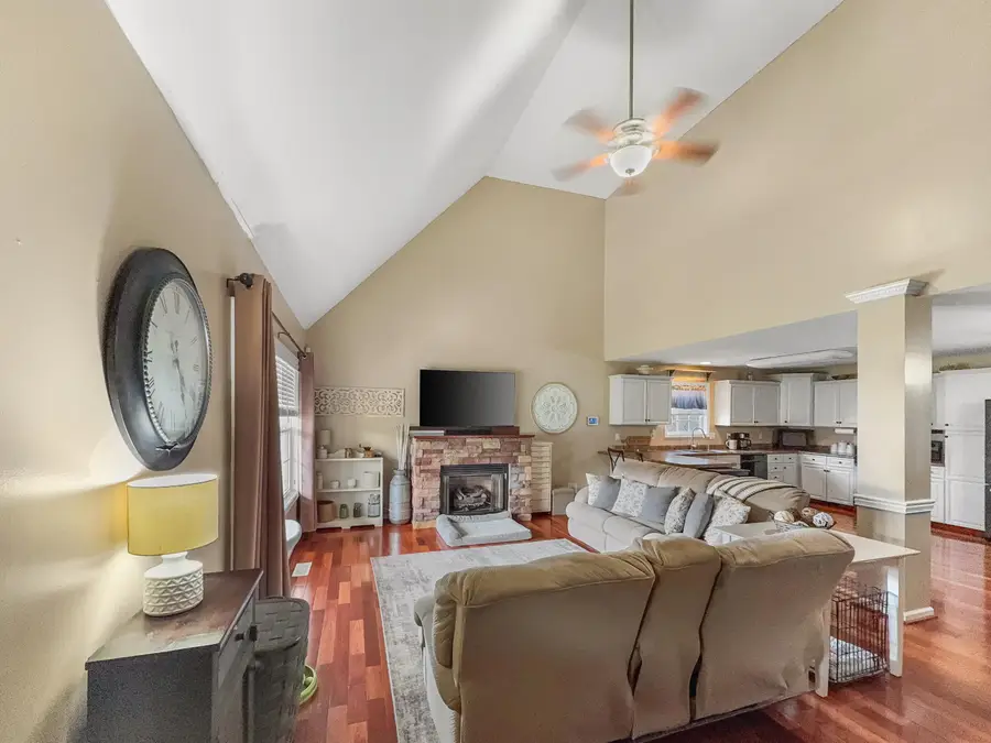 113 Fox Tail Lane, Frankfort, KY 40601 - #2