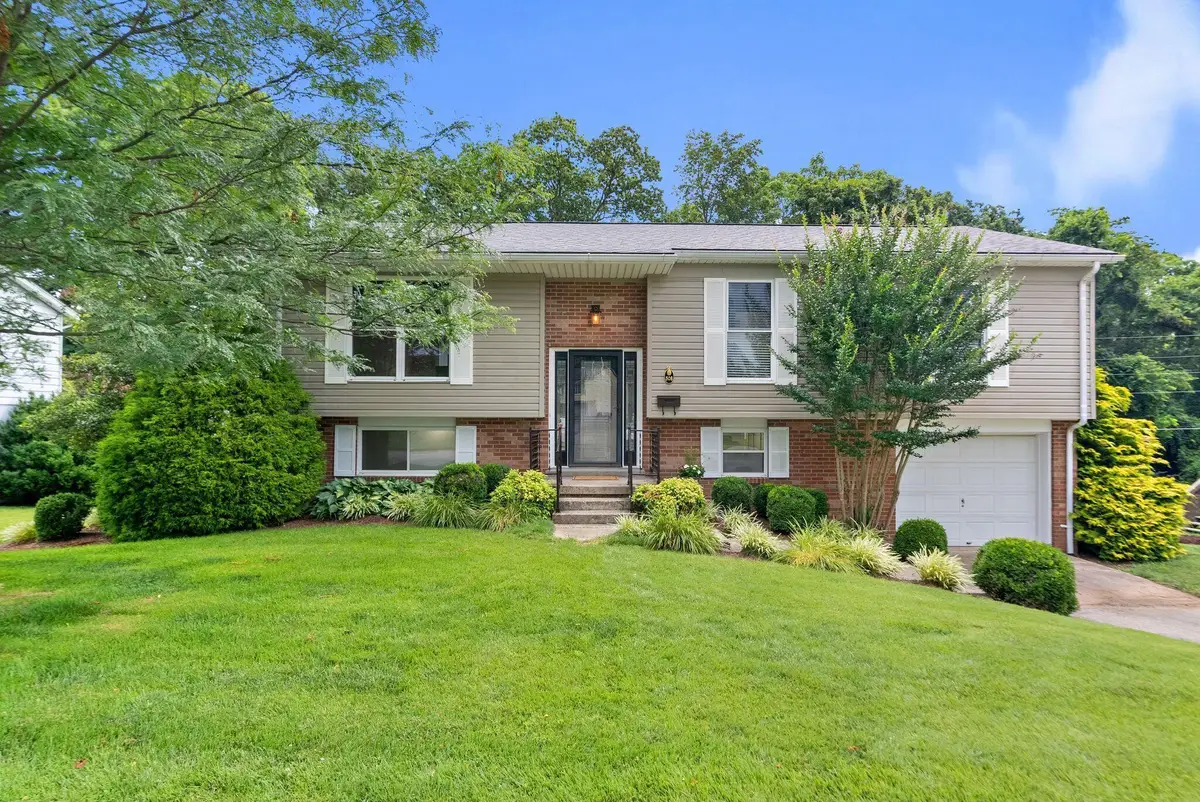 508 Poa Drive, Frankfort, KY 40601 - #1