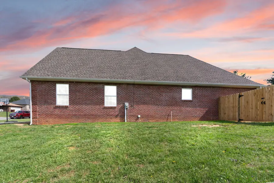 111 Fern Drive, Somerset, KY 42501 - #2
