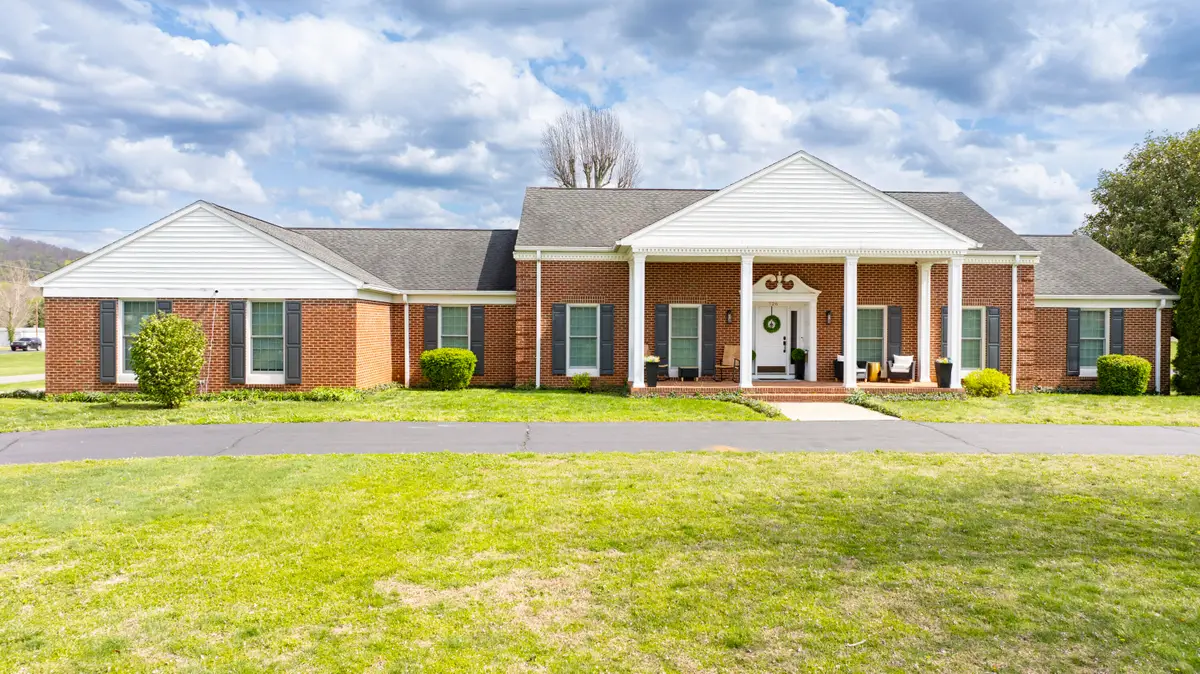 726 N Main Street, Monticello, KY 42633 - #1