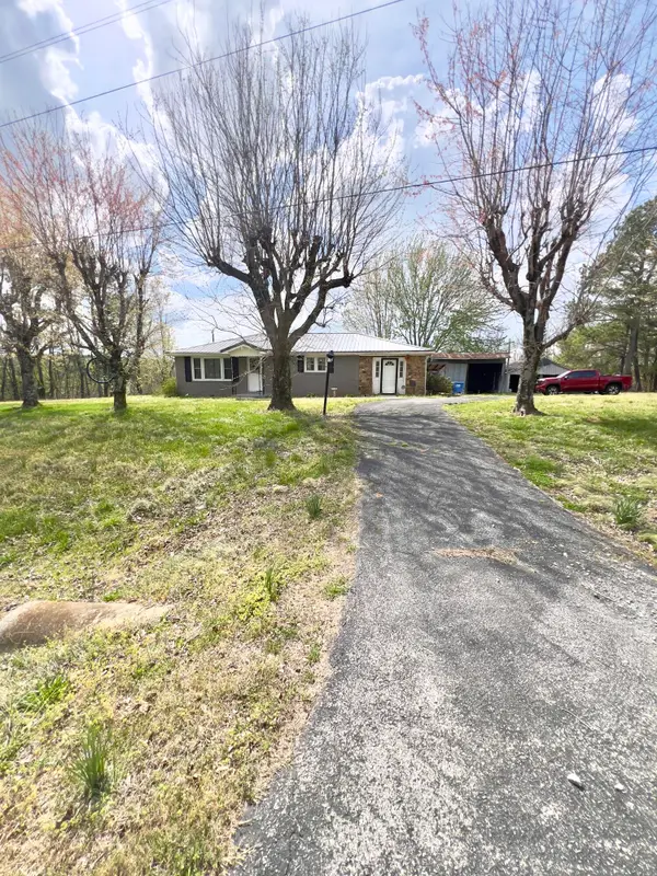 20467 N Greenville Road, White Plains, KY 42464