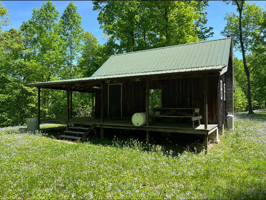 2518 Tark Hill Rd, Sandgap, KY 40481 - #3