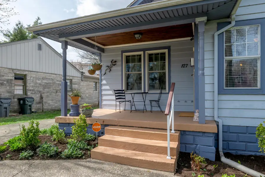 127 Delmont Drive, Lexington, KY 40504 - #3