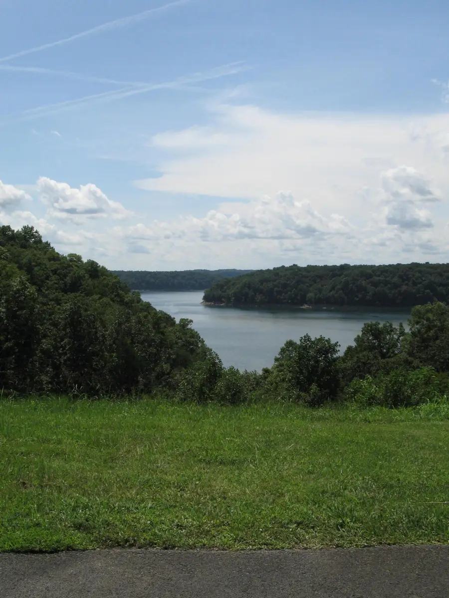 40 Beacon Street, Russell Springs, KY 42642 - #3