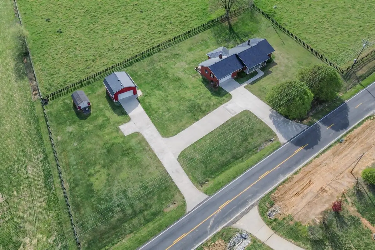 7199 W Hwy 80, Nancy, KY 42544 - #1