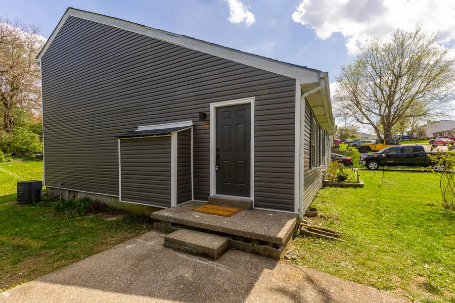 403 Country Club Drive, Winchester, KY 40391 - #3