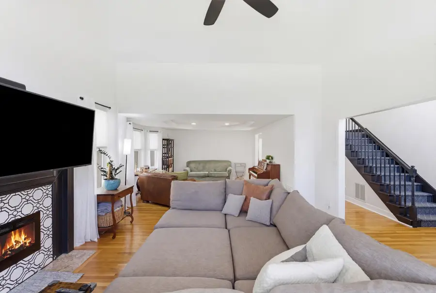 145 S Hill Road, Versailles, KY 40383 - #3