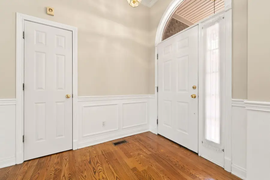 204 Park Lakes Drive, Richmond, KY 40475 - #3