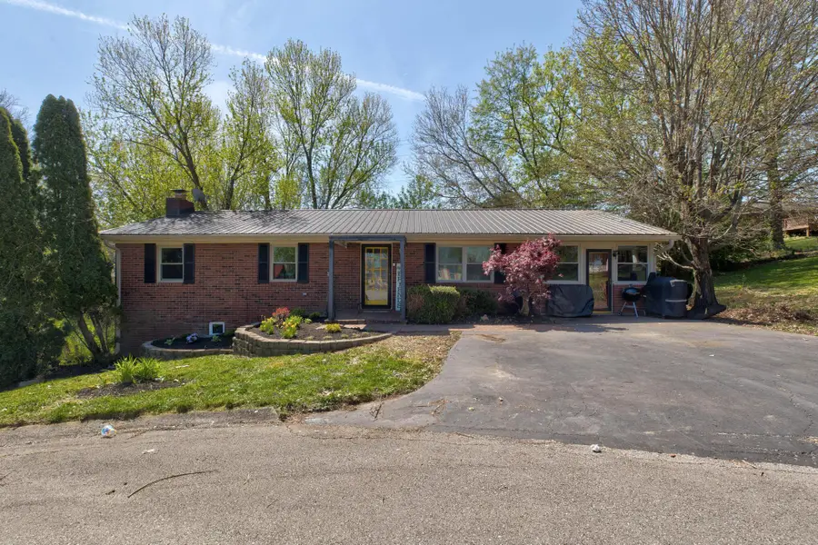 122 Azalea Court, Mount Sterling, KY 40353 - #2