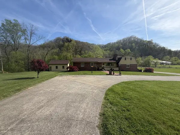 142 Kentucky 194, Prestonsburg, KY 41653