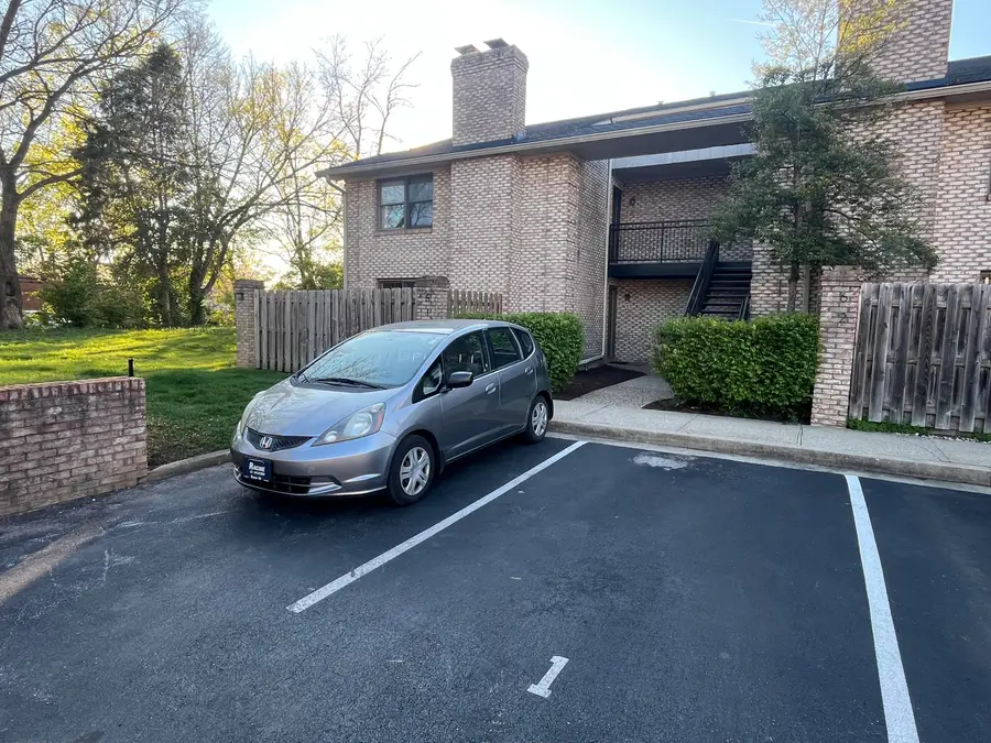 1121 Turkey Foot Road #Unit 1, Lexington, KY 40502 - #2