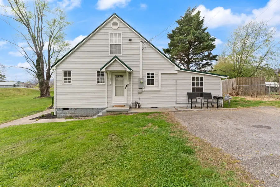 31 Cemetery Road, Williamsburg, KY 40769 - #3