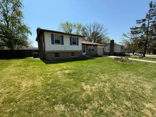 3266 Aqueduct Drive, Lexington, KY 40517