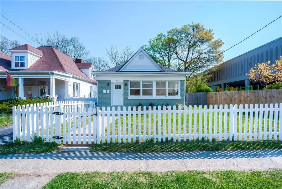 729 Hambrick Avenue, Lexington, KY 40508 - #2