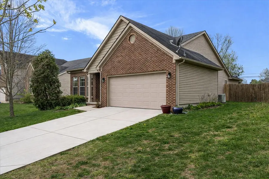 285 Gleneagles Way, Versailles, KY 40383 - #3