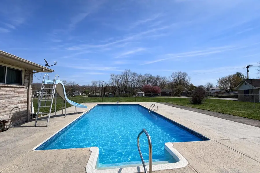 1010 N Main Street, Barbourville, KY 40906 - #3