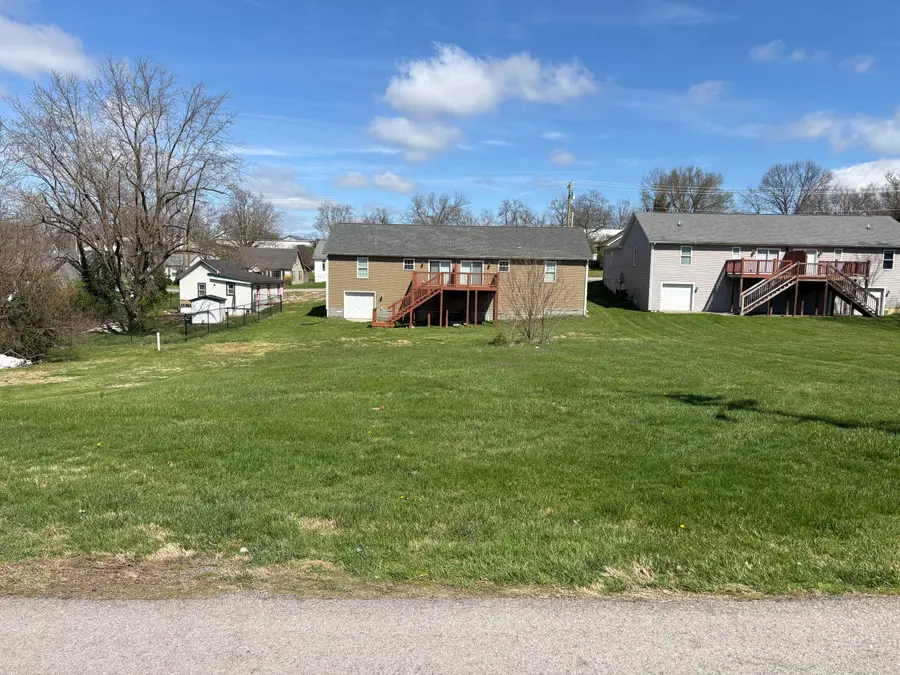 42 Ewing Avenue, Harrodsburg, KY 40330 - #2