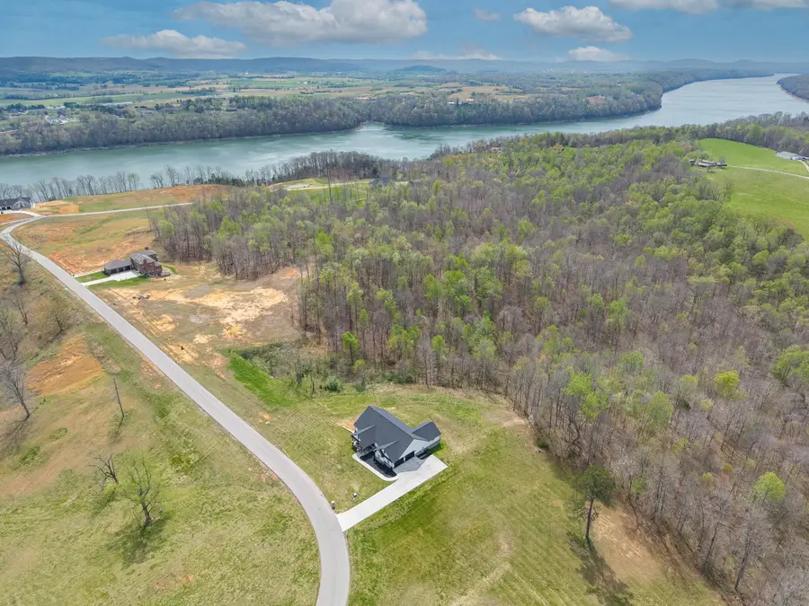 808 Goldenberg Lane, Somerset, KY 42503 - #2