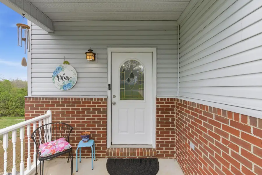 204 Village Drive, Frankfort, KY 40601 - #3