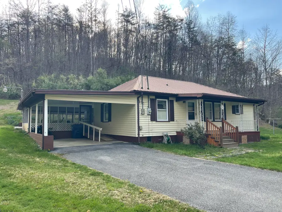 953 Williams Branch Middle Fork Road, Pineville, KY 40977 - #2