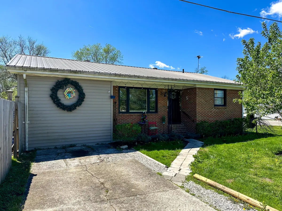 241 8th Avenue, Clay City, KY 40312 - #1