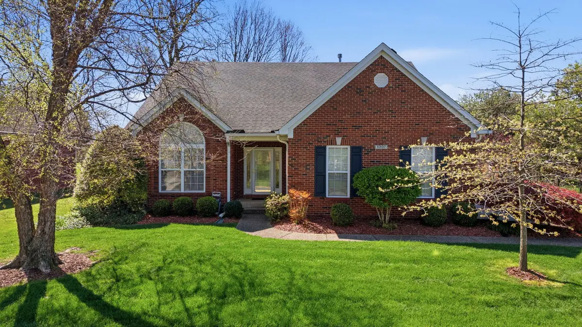 5207 Pavilion Way, Louisville, KY 40291 - #1