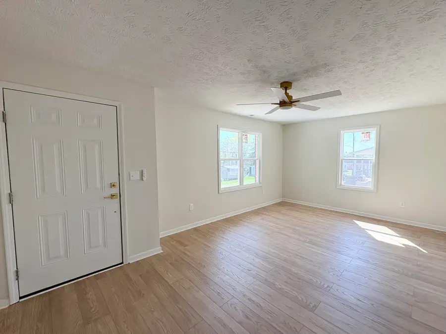 116 N Queen Street, Mount Sterling, KY 40353 - #3