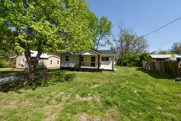231 Sycamore Street, Junction City, KY 40440