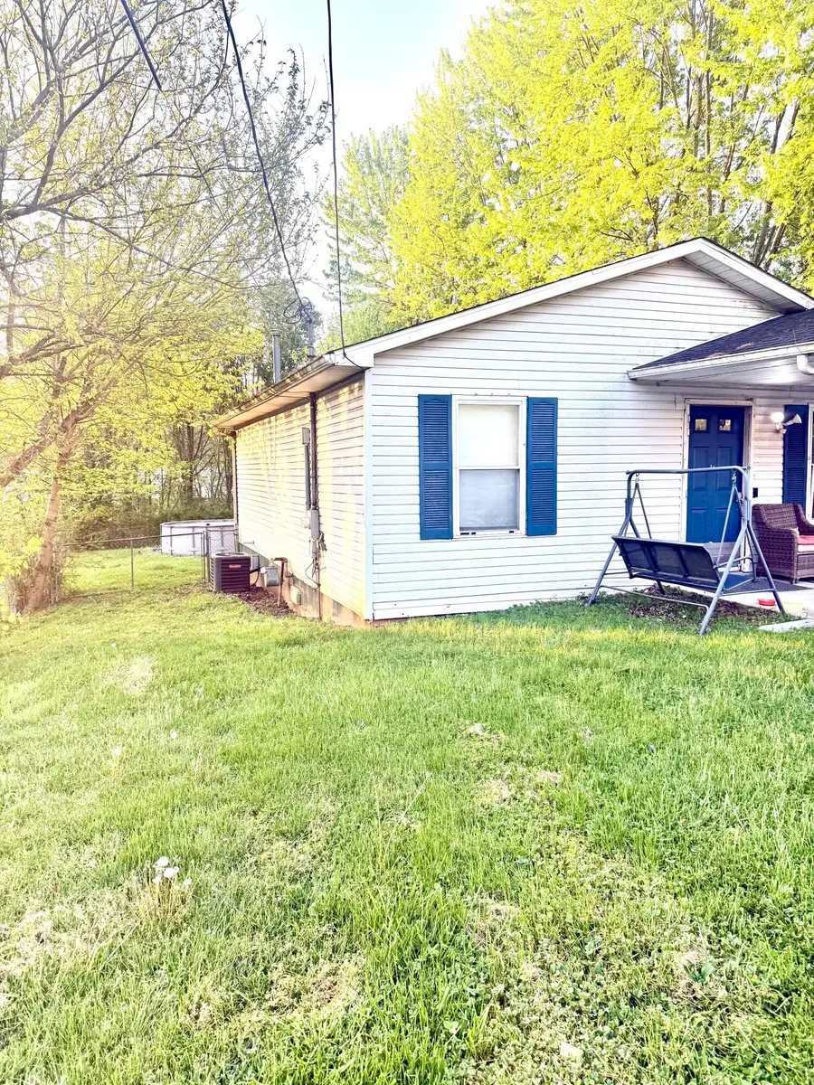 108 Adams Street, Somerset, KY 42501 - #2