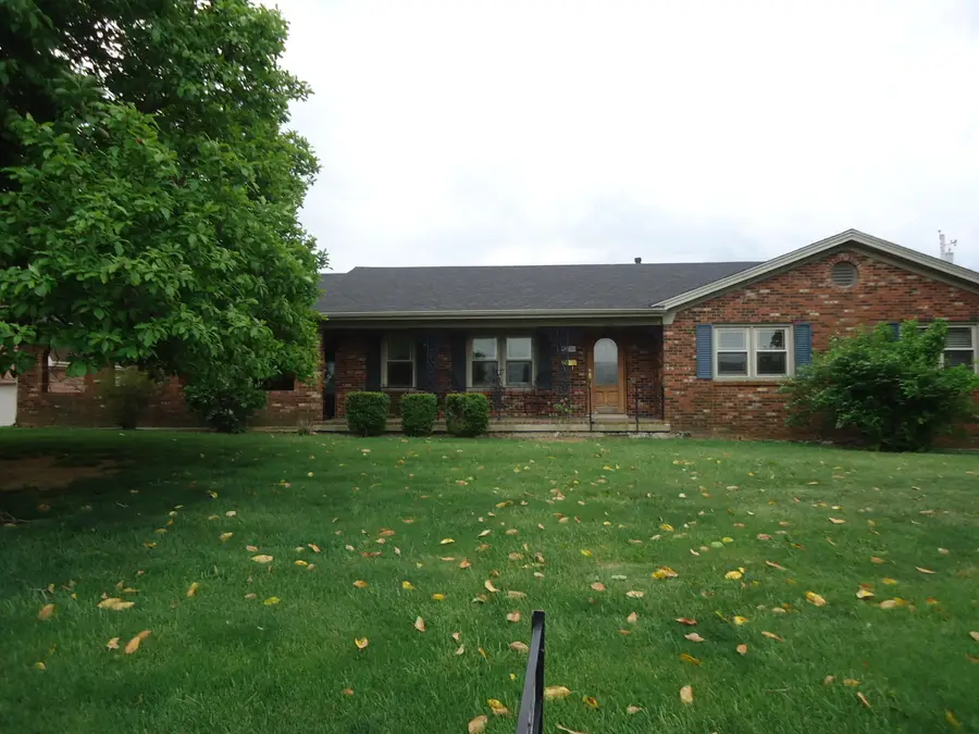 106 Pine Hill Drive, Lancaster, KY 40444 - #3