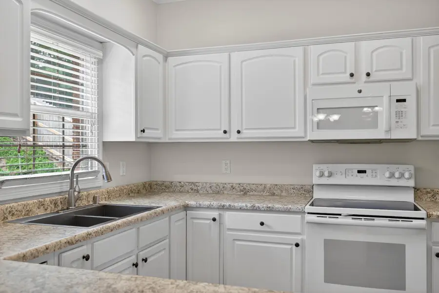 660 Poplar Springs Lane, Lexington, KY 40515 - #2