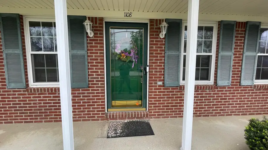 1108 Meadow Glen Drive, Frankfort, KY 40601 - #3