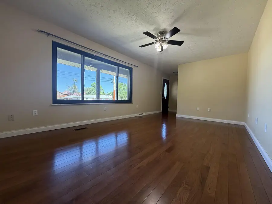 411 Boat Dock Road, Somerset, KY 42501 - #3