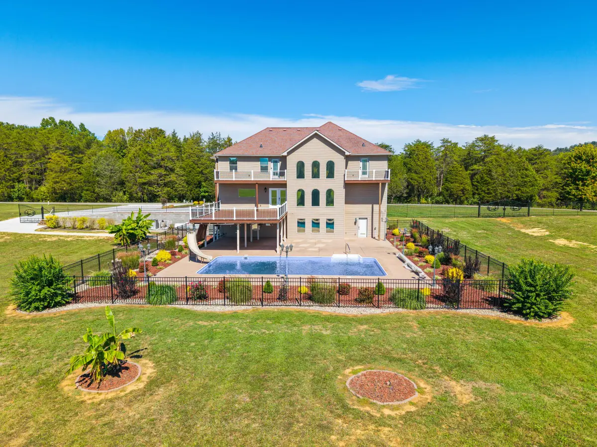 420 Cedar Pointe Drive, Somerset, KY 42501 - #1