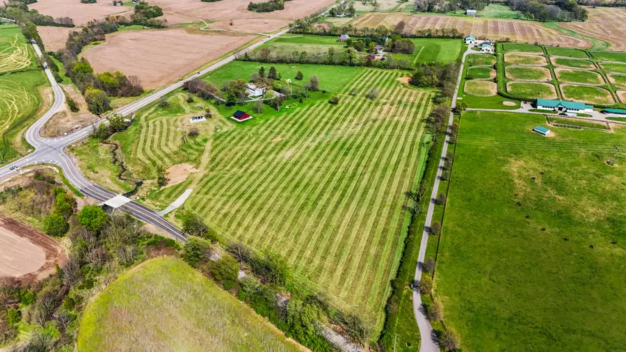 750 Elizabeth Station Road, Paris, KY 40361 - #3