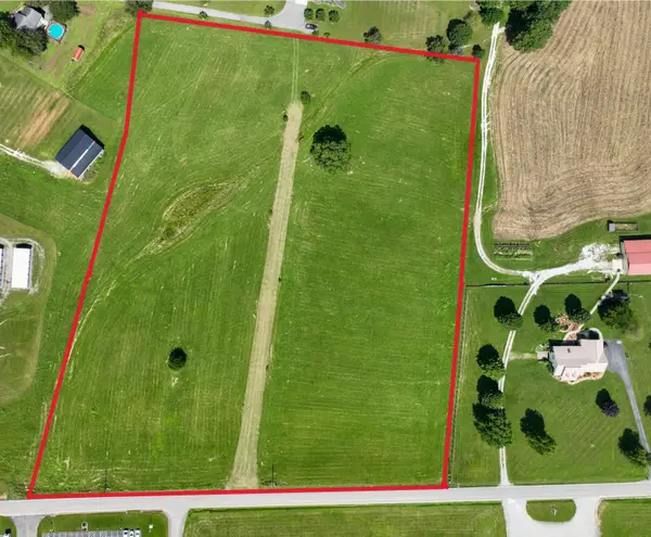 4 S State Hwy 290, McKee, KY 40447