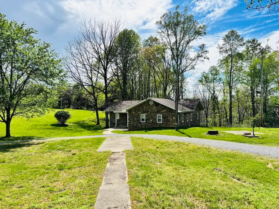 1265 Thornton Road, Russell Springs, KY 42642 - #3