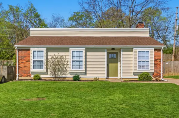 3321 Hartston Drive, Lexington, KY 40515