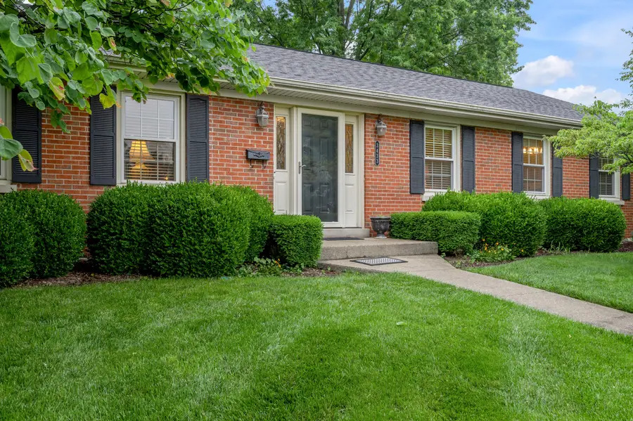 3433 Lansdowne Drive, Lexington, KY 40517 - #2