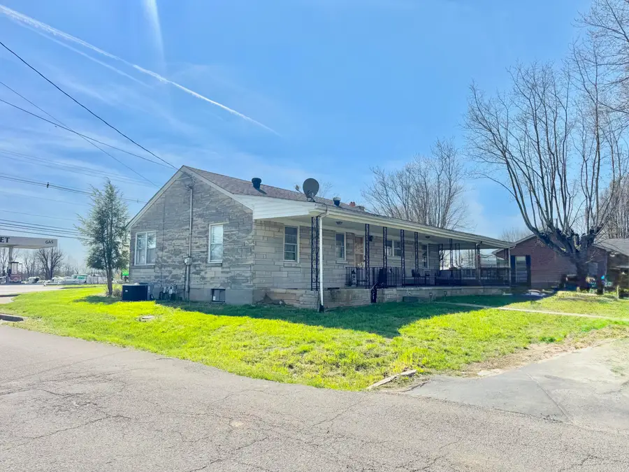 2107 Murphy Street, Mount Sterling, KY 40353 - #3