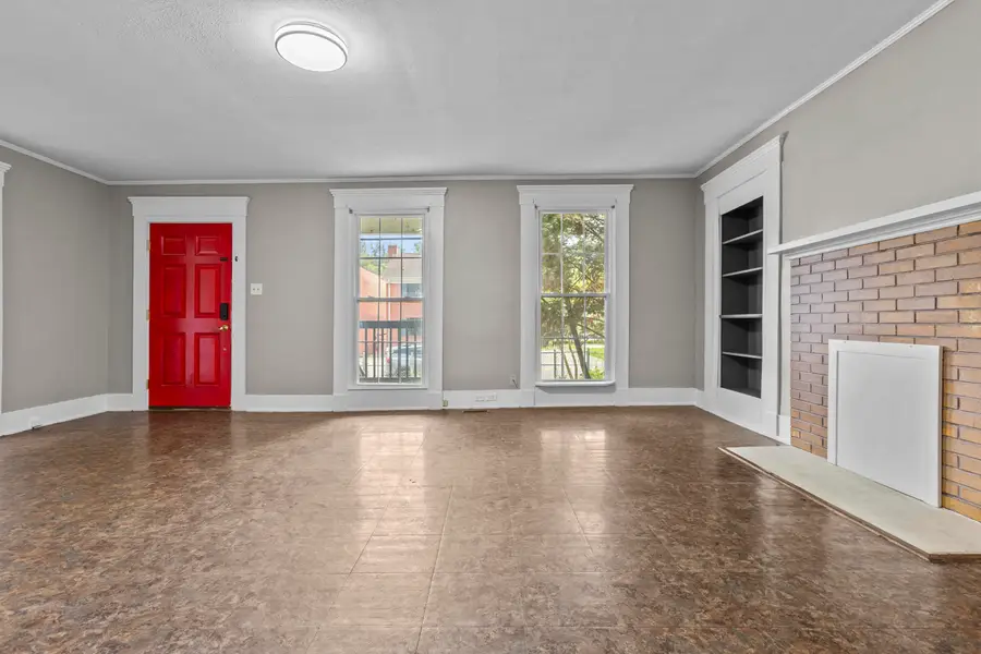 208 Holmes Street, Frankfort, KY 40601 - #3