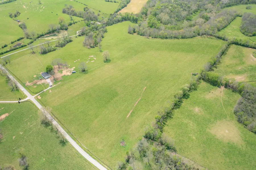 401 Millersburg Cynthiana Road, Paris, KY 40361 - #2