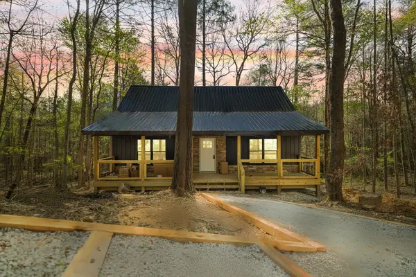 25 Joyful Springs Road, Zoe, KY 41397