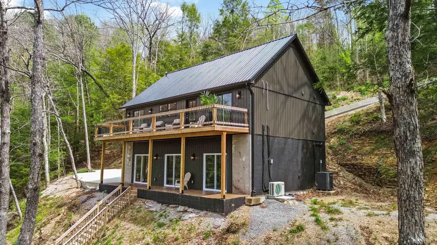 1265 Cliffs Edge Road, East Bernstadt, KY 40729 - #2