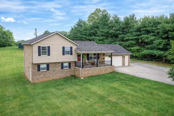 907 Carl Stevens Road, Cynthiana, KY 41031