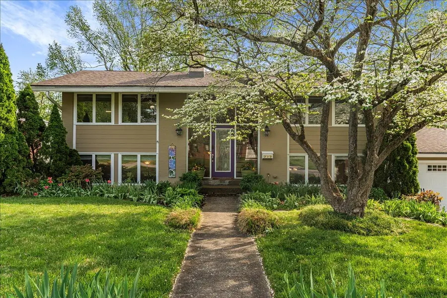 318 Jesselin Drive, Lexington, KY 40503 - #2