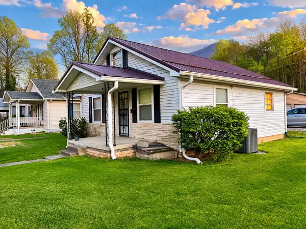 813 White Street, Cumberland, KY 40823