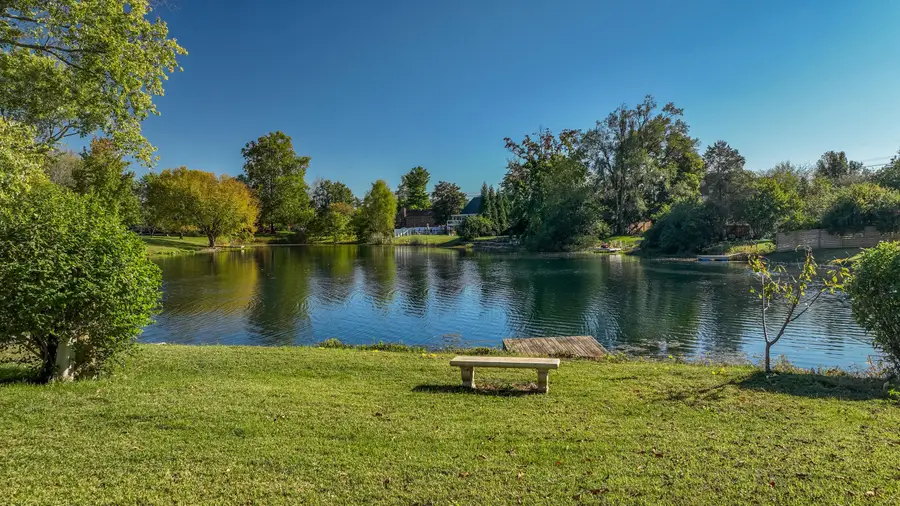 972 Edgewater Drive, Lexington, KY 40502 - #3