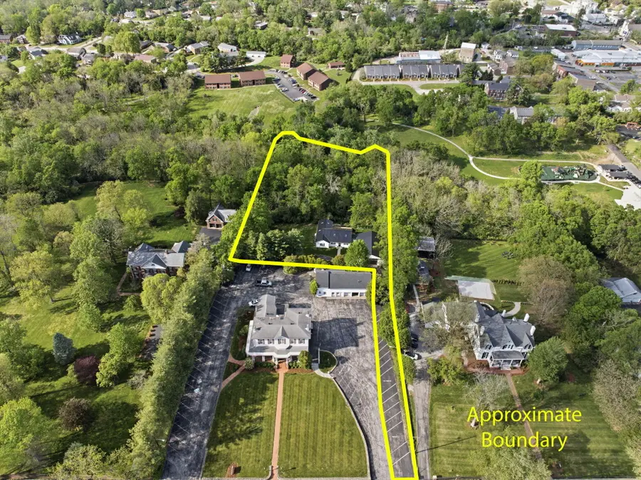 237 Rose Hill Avenue, Versailles, KY 40383 - #3