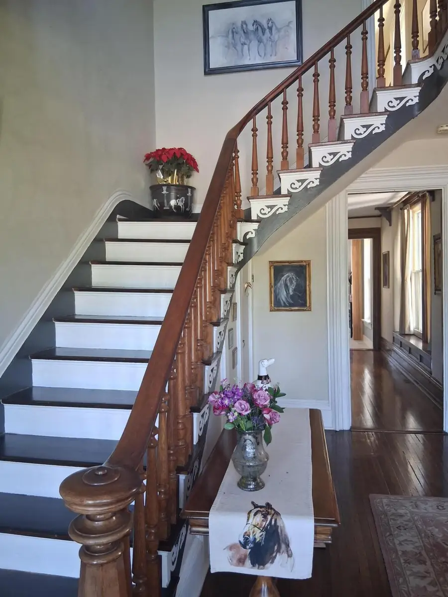 305 S Main Street, Versailles, KY 40383 - #3